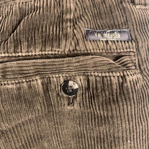 Van Heusen Mens Size 38 Brown Corduroy Pants Relaxed Fit Cotton - Picture 3 of 7